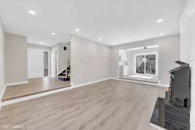 642 Williams Court, Gurnee, IL 60031 - Photo 2