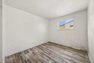 11641 S Peoria St, Chicago, IL 60643 - Photo 10