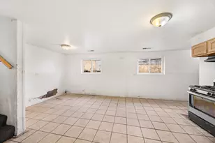 11641 S Peoria St, Chicago, IL 60643 - Photo 6