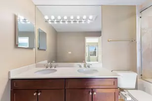 2411 N 75th Ave, Elmwood Park, IL 60707 - Photo 12