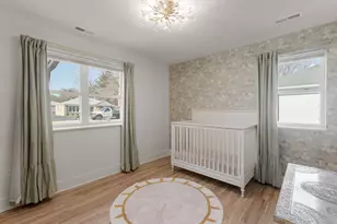 612 Kenwood Ave, Libertyville, IL 60048 - Photo 18