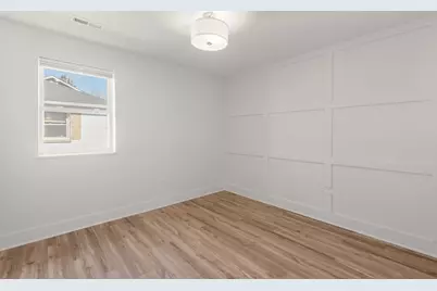 612 Kenwood Avenue, Libertyville, IL 60048 - Photo 16