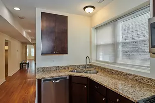 6241 N Claremont Ave, Chicago, IL 60659 - Photo 14