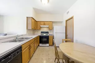 2542 Oak Tree Ln, Plainfield, IL 60586 - Photo 8