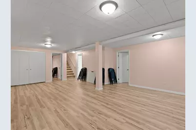 636 E 156th Place, South Holland, IL 60473 - Photo 10