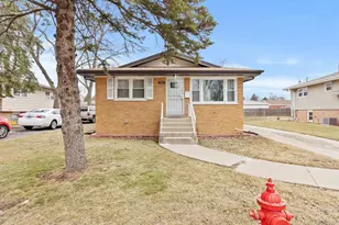 636 E 156th Pl, South Holland, IL 60473 - Photo 1