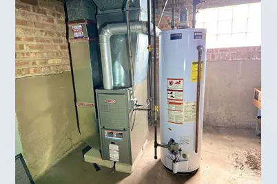 3135 W 38th Street, Chicago, IL 60632 - Photo 12