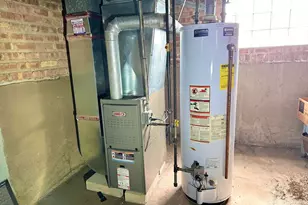 3135 W 38th St, Chicago, IL 60632 - Photo 12