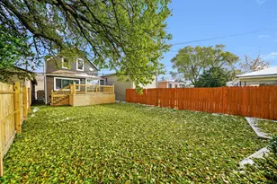 7918 S Anthony Ave, Chicago, IL 60619 - Photo 34