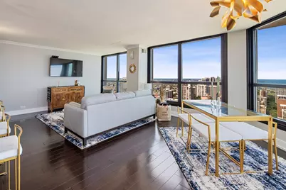 1030 N State Street #39E, Chicago, IL 60610 - Photo 6