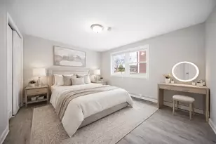 10105 Hartford Ct, Schiller Park, IL 60176 - Photo 6