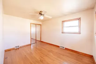 333 Barron St, Bensenville, IL 60106 - Photo 12