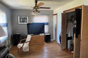 5798 Longview Dr, Countryside, IL 60525 - Photo 2