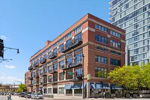 70 E 18th St, Chicago, IL 60616 - Photo 1