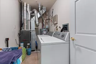 70 E 18th St, Chicago, IL 60616 - Photo 20