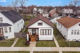 318 W 112th St, Chicago, IL 60628 - Photo 2