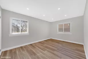 52 Stanton Ct, Schaumburg, IL 60193 - Photo 16