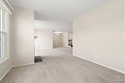 1427 Sutton Court #1427, Vernon Hills, IL 60061 - Photo 6