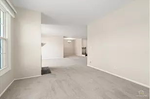 1427 Sutton Ct, Vernon Hills, IL 60061 - Photo 6