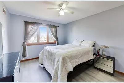 1075 Longford Road, Bartlett, IL 60103 - Photo 20