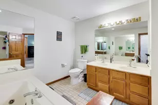 1075 Longford Rd, Bartlett, IL 60103 - Photo 18