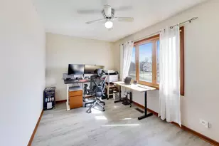1075 Longford Rd, Bartlett, IL 60103 - Photo 38
