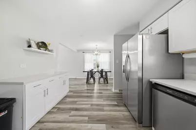 16740 Forest Avenue, Oak Forest, IL 60452 - Photo 14