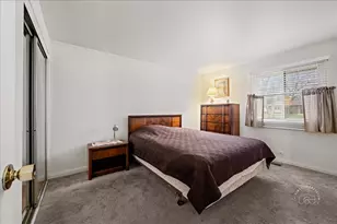 631 Venice Ct, Schaumburg, IL 60193 - Photo 16