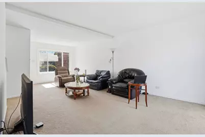 18W274 Kirkland Lane, Villa Park, IL 60181 - Photo 2