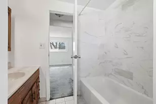 18W274 Kirkland Ln, Villa Park, IL 60181 - Photo 14