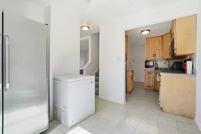 18W274 Kirkland Lane, Villa Park, IL 60181 - Photo 8