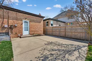 10552 S Troy St, Chicago, IL 60655 - Photo 34