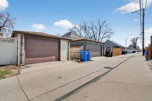 10552 S Troy St, Chicago, IL 60655 - Photo 38