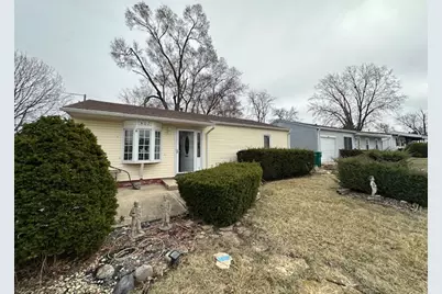 407 Laurel Avenue, Romeoville, IL 60446 - Photo 1