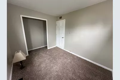 407 Laurel Avenue, Romeoville, IL 60446 - Photo 6