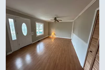 407 Laurel Avenue, Romeoville, IL 60446 - Photo 2