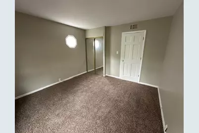 407 Laurel Avenue, Romeoville, IL 60446 - Photo 4