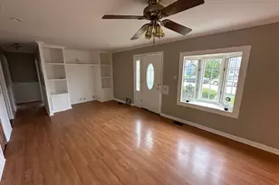 407 Laurel Ave, Romeoville, IL 60446 - Photo 8