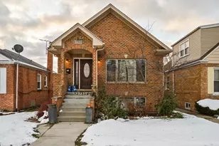 3740 N Pacific Ave, Chicago, IL 60634 - Photo 1