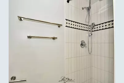 635 E Prairie Avenue, Lombard, IL 60148 - Photo 18