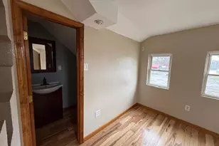 111 E Peach St, Centralia, IL 62801 - Photo 48