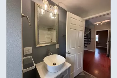 111 E Peach Street, Centralia, IL 62801 - Photo 28