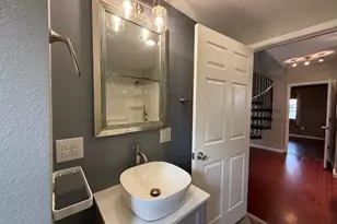 111 E Peach St, Centralia, IL 62801 - Photo 28