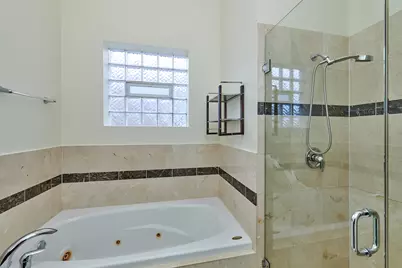 2436 W Cortez Avenue #3E, Chicago, IL 60622 - Photo 18