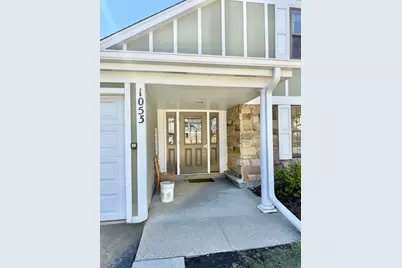 1053 Scanlon Drive #A1, Wheeling, IL 60090 - Photo 2