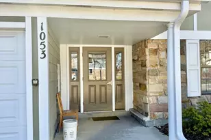 1053 Scanlon Dr, Wheeling, IL 60090 - Photo 2