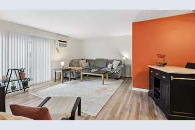 10820 Kilpatrick Avenue #1SW, Oak Lawn, IL 60453 - Photo 6