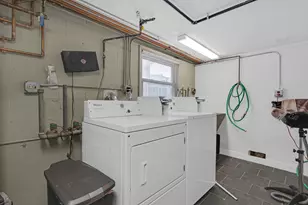 6420 N Spaulding Ave, Lincolnwood, IL 60712 - Photo 6