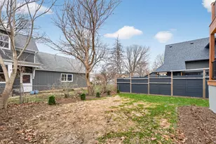 305 W Exchange St, Sycamore, IL 60178 - Photo 22