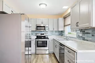 7112 Nassau Ct, Fox Lake, IL 60020 - Photo 12